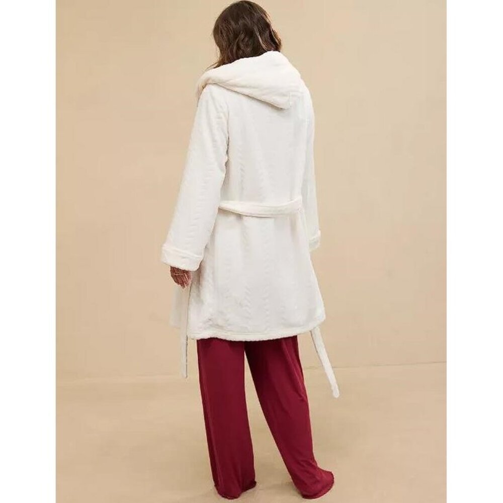AERIE Women's Cable Fleece Robe Size M In Soft Muslin - Picture 2 of 7